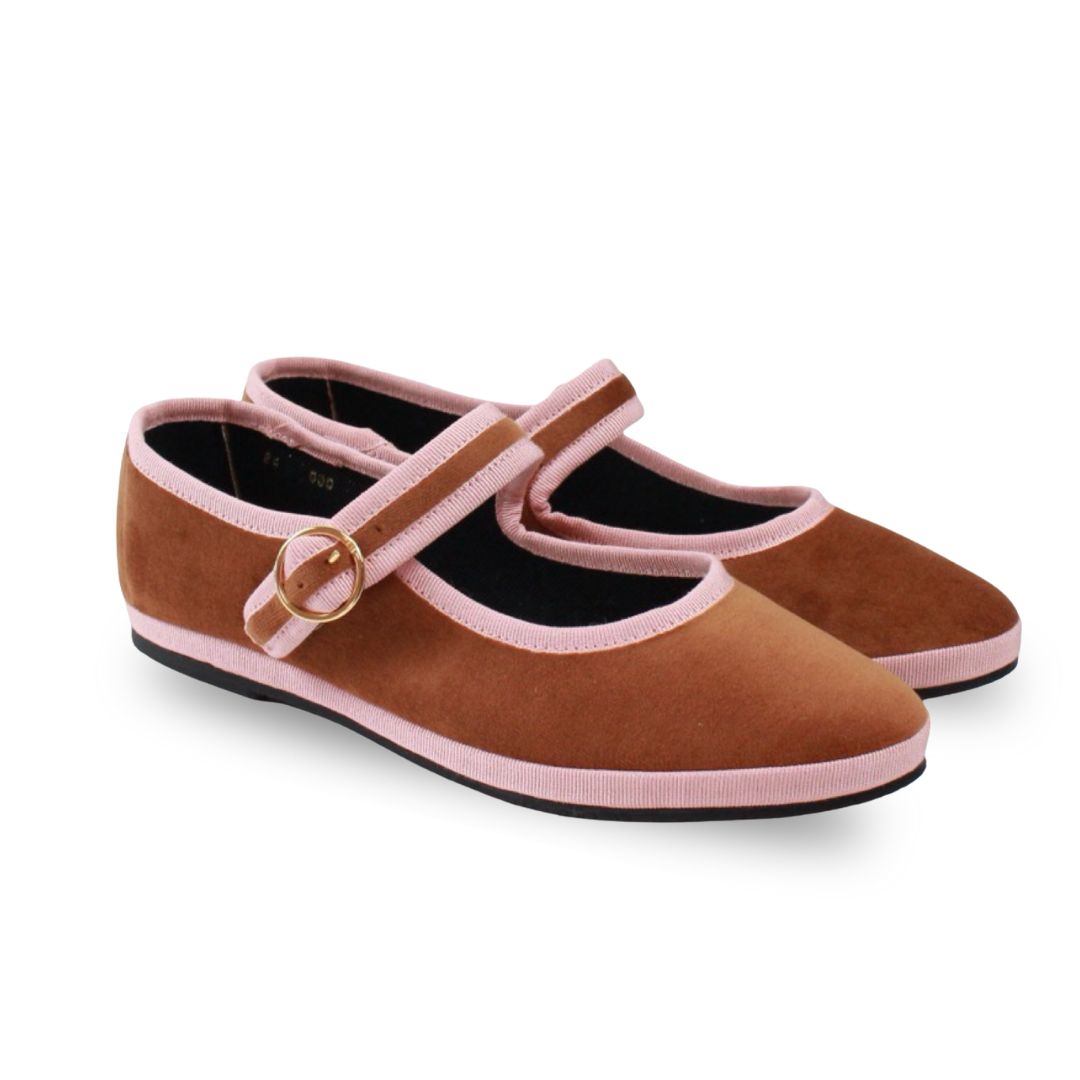 Mary Jane Rust Rosa