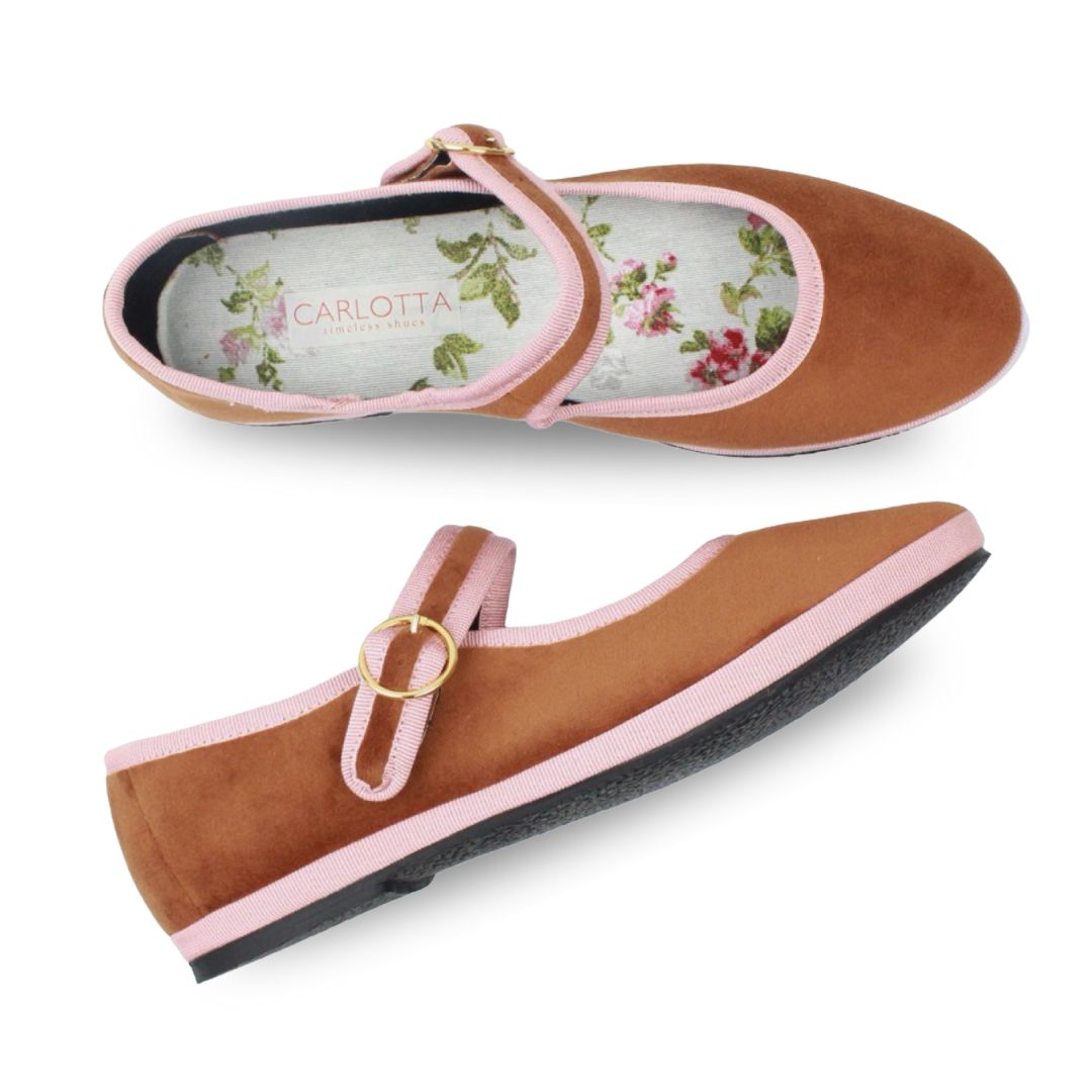 Mary Jane Rust Rosa