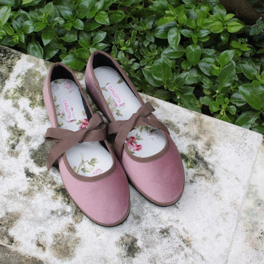 Ballerina con Lazos Rosa Antiguo