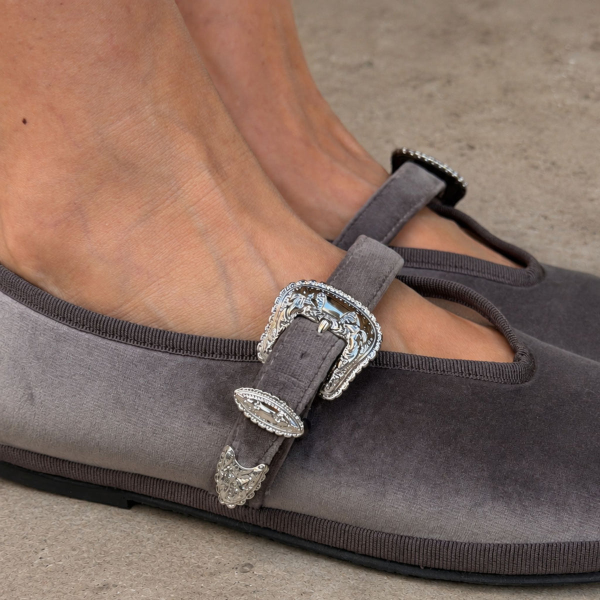 Flats West Edit Gris