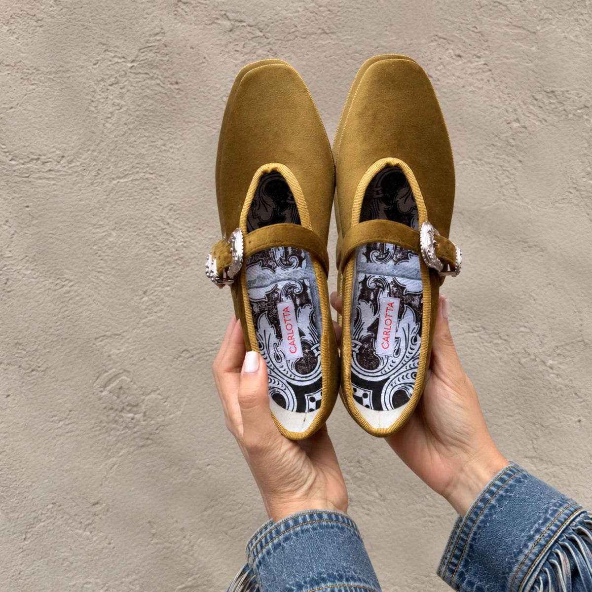 Flats West Edit Camel