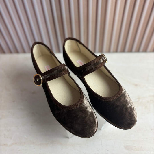 Mary Jane Cappuccino