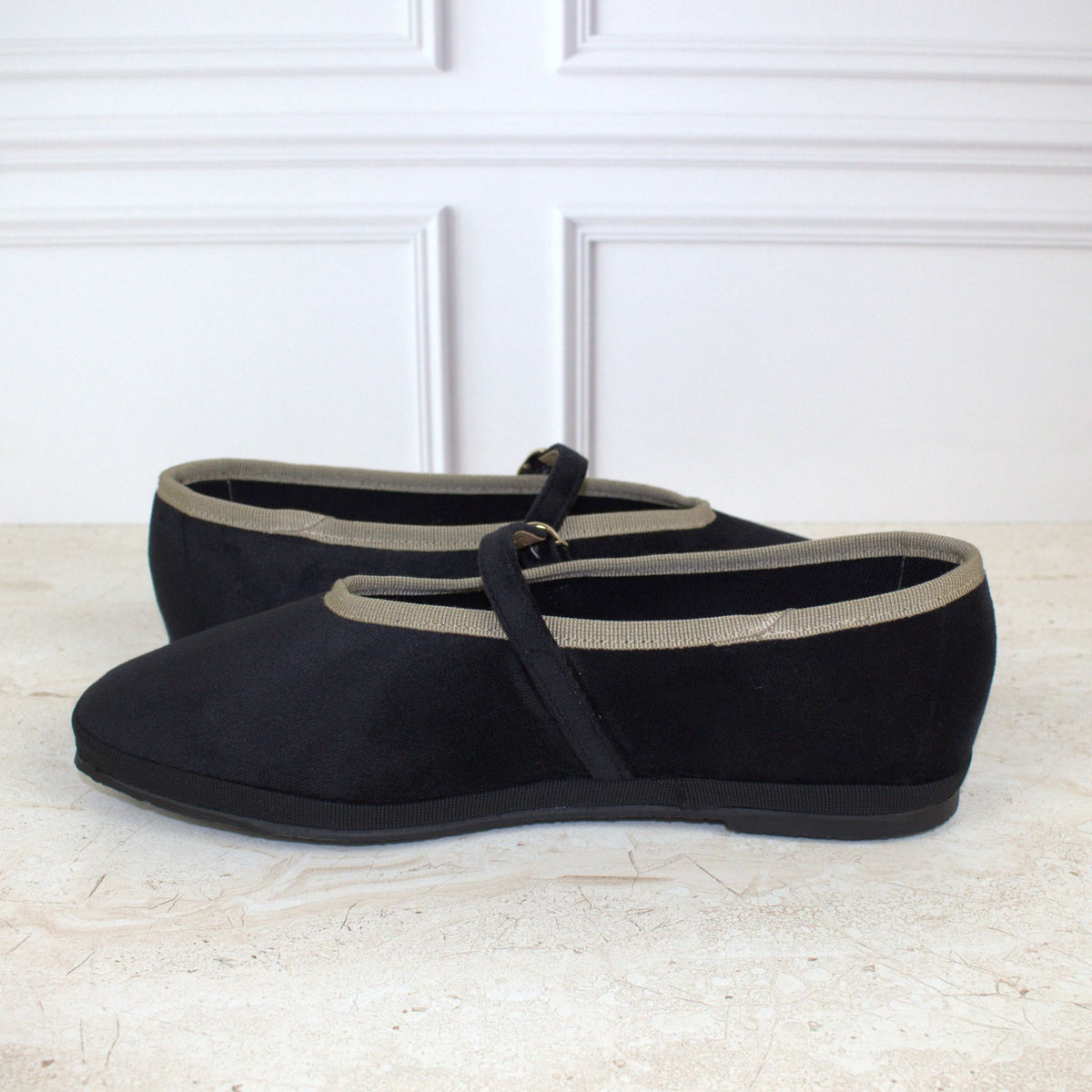 Flats Eugenia Negro Greige
