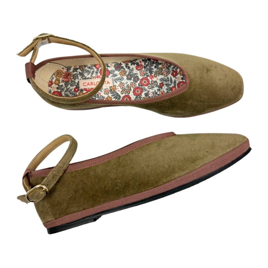 Flats Kaki Vintage